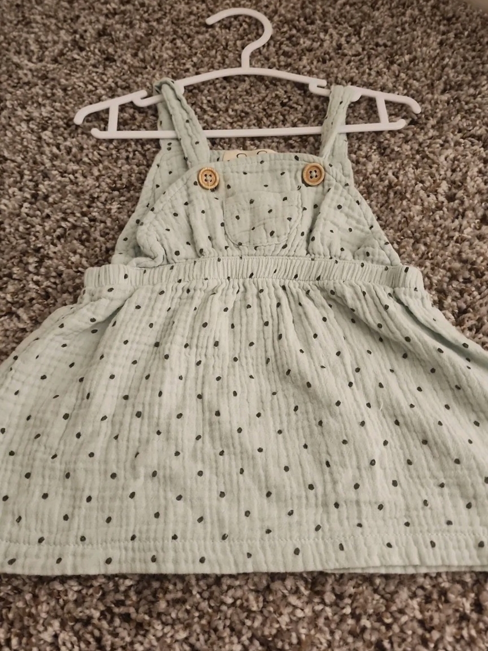 Jessica Simpson Light Blue Baby Top with Black Dot Print Size 12 Months